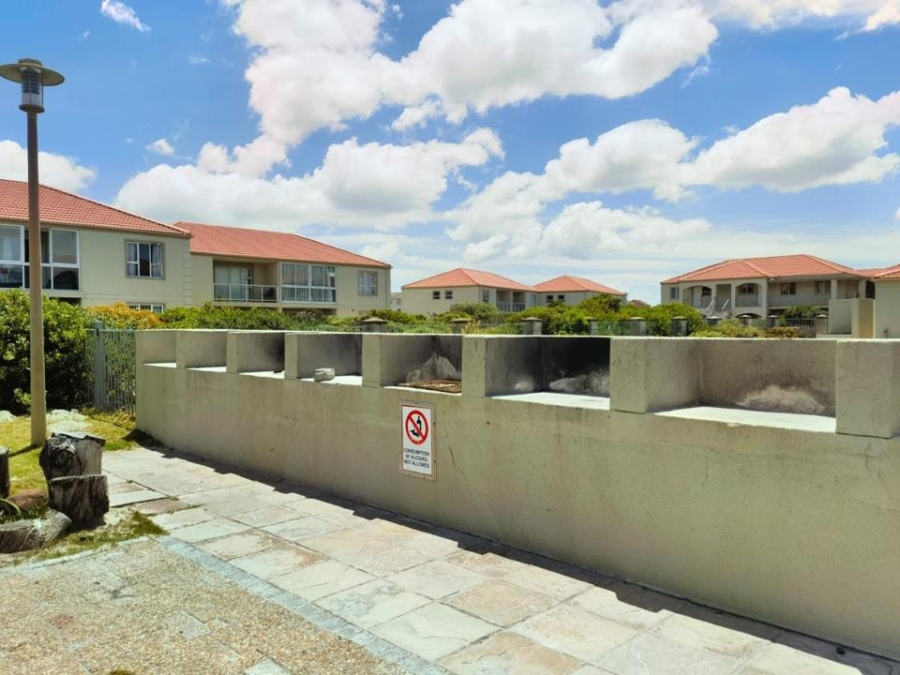 2 Bedroom Property for Sale in Capricorn Western Cape